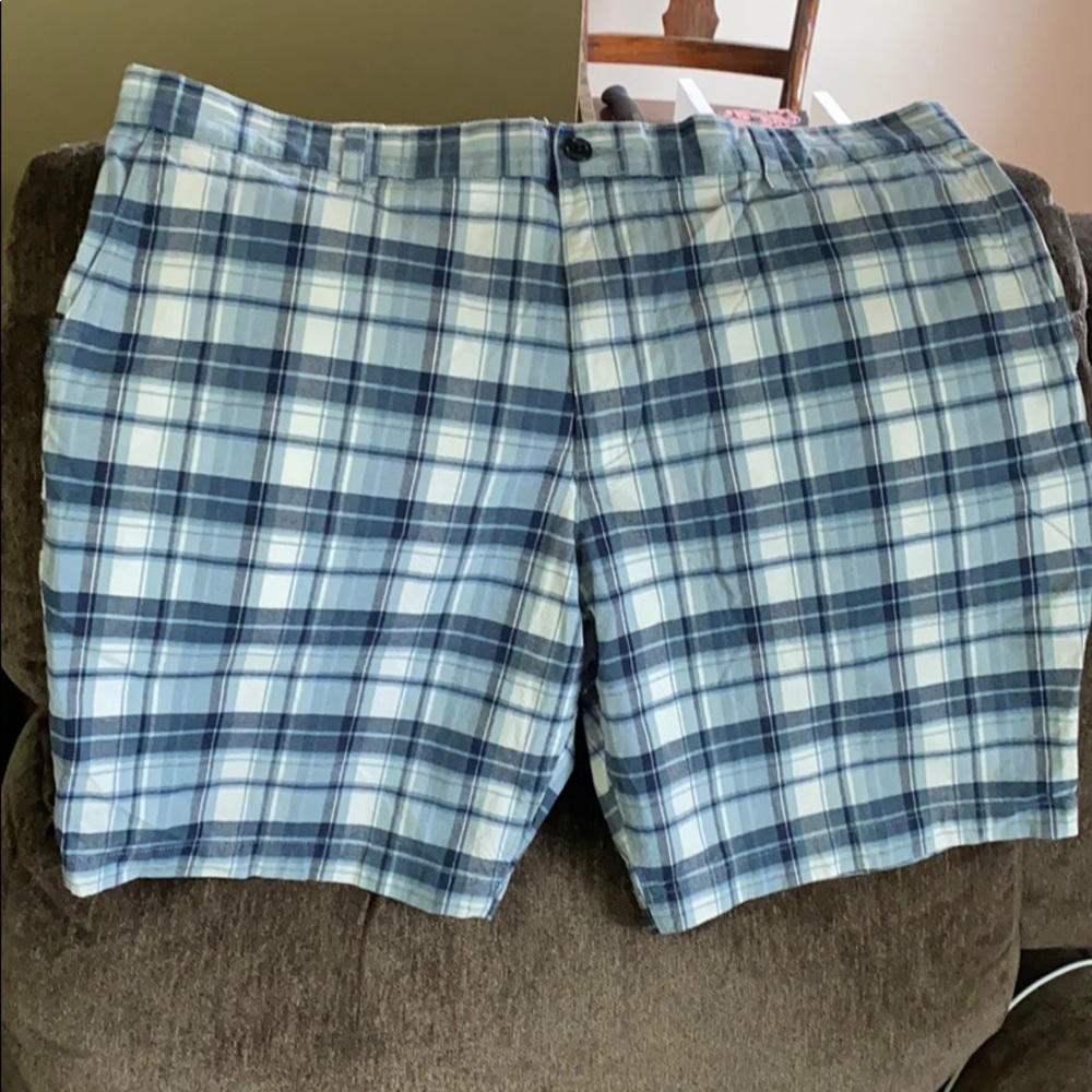 Men’s Dockers size 40 waist plaid shorts